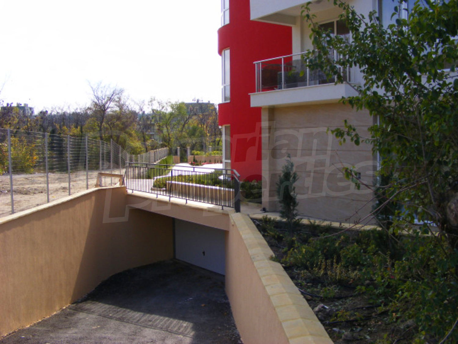 Gallery Picture 6