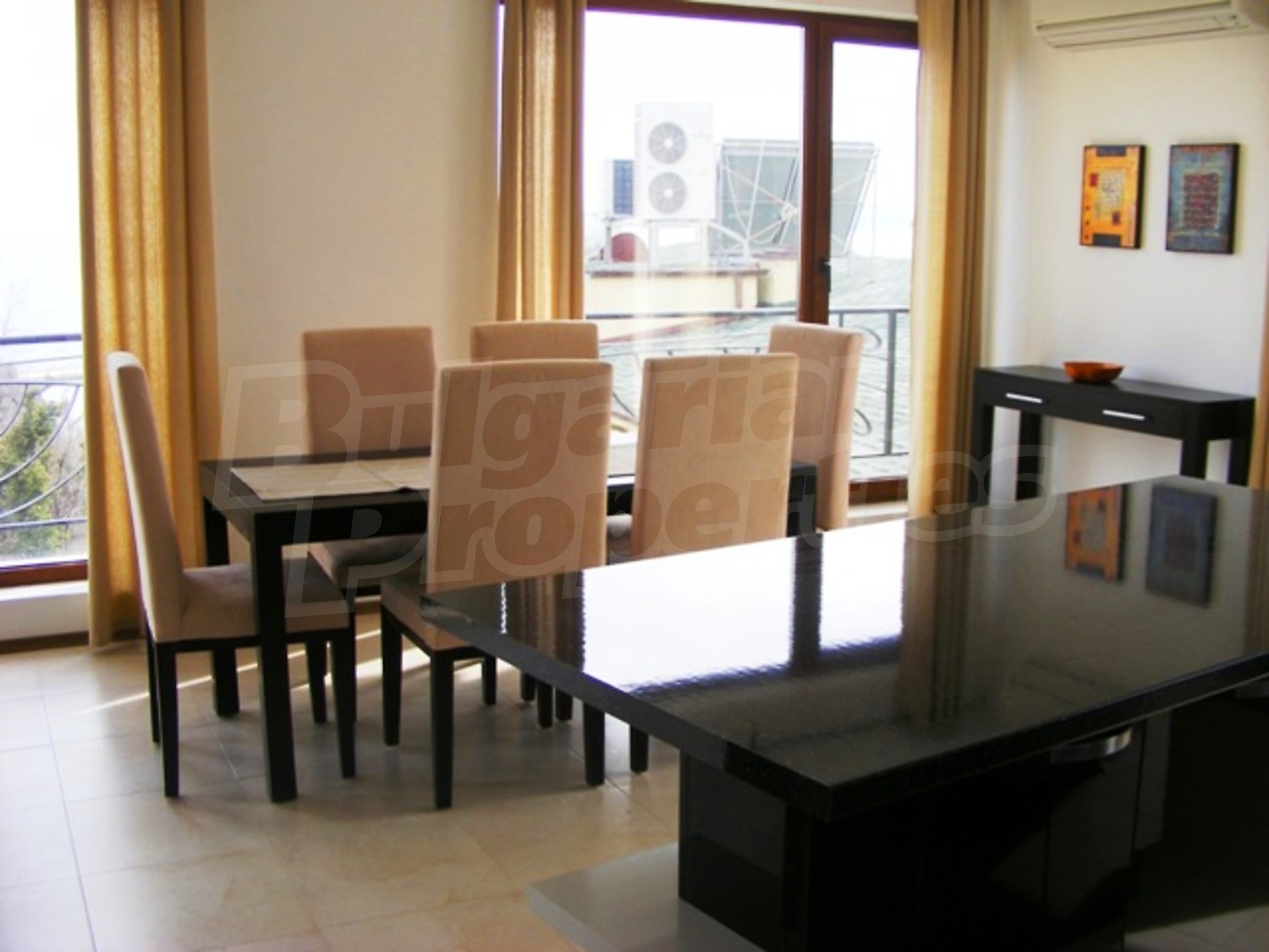 Gallery Picture 2