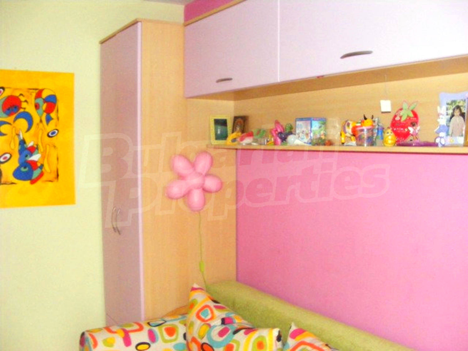Gallery Picture 14