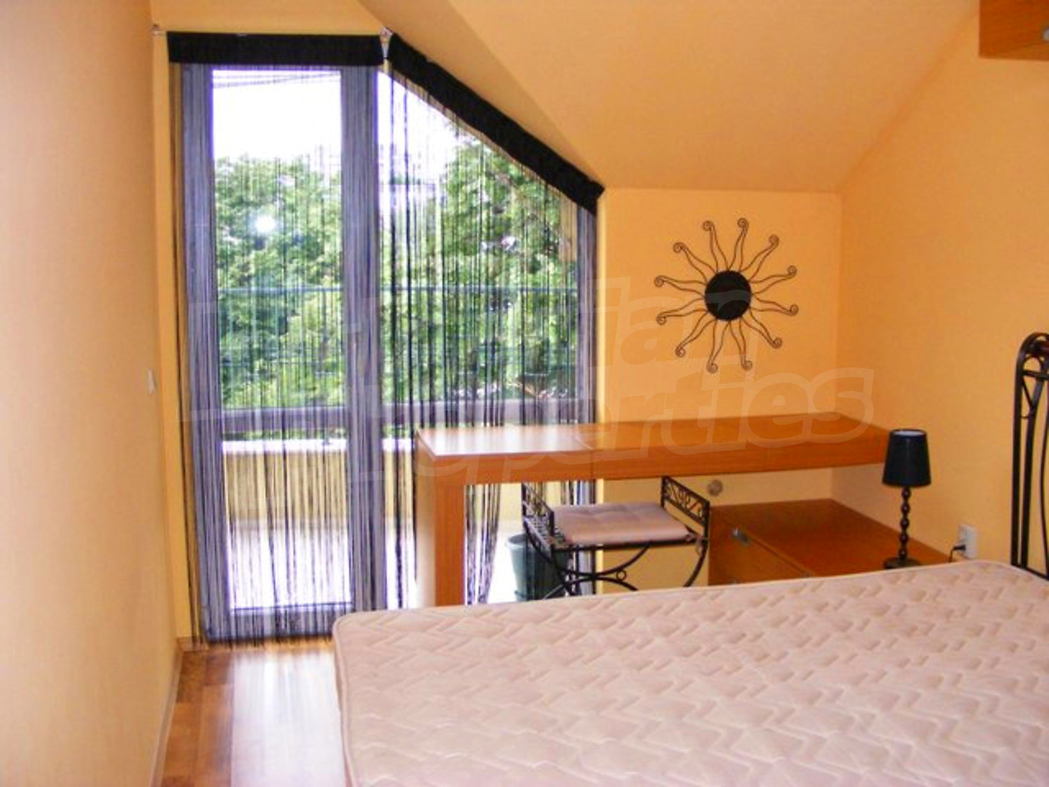 Gallery Picture 11