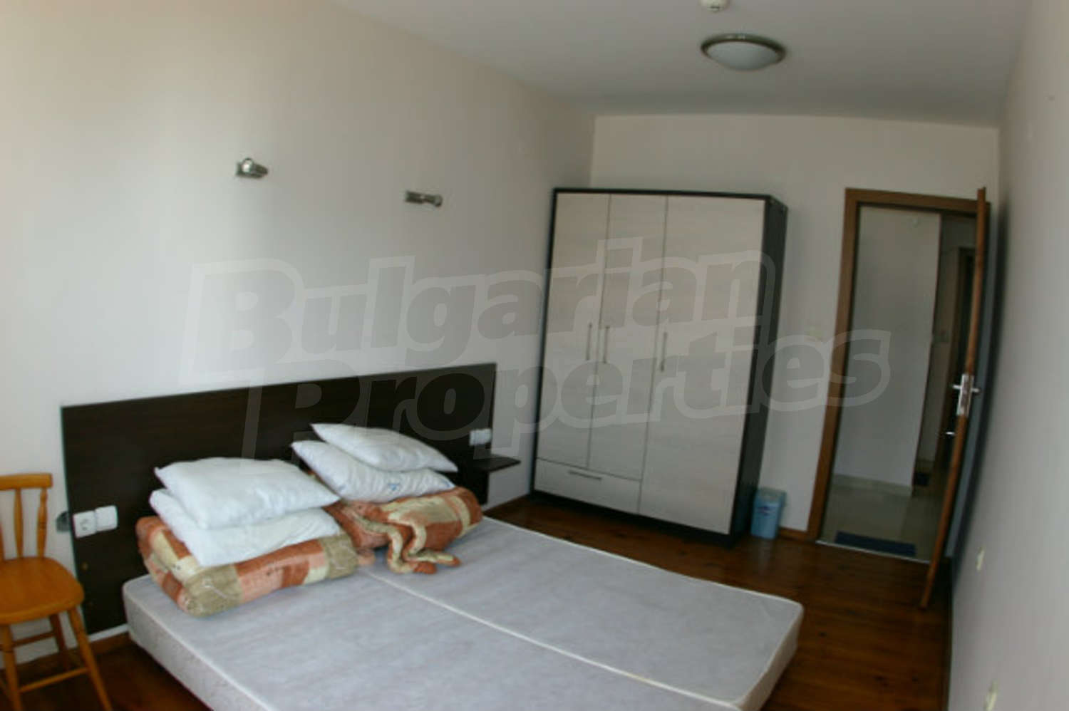 Gallery Picture 15
