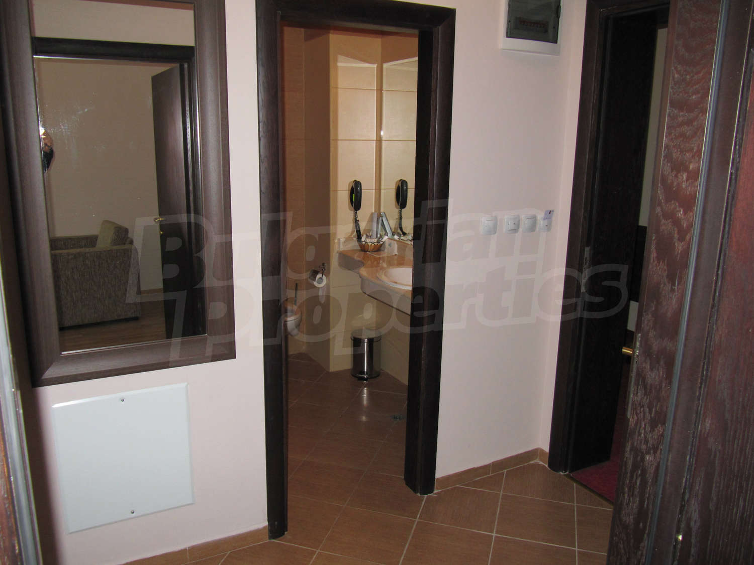 Gallery Picture 10