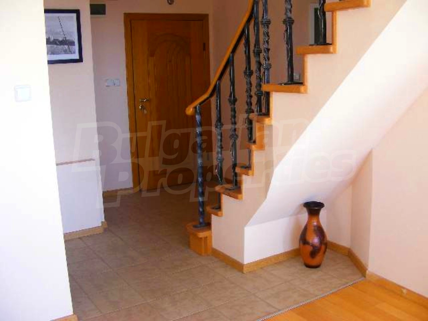 Gallery Picture 7