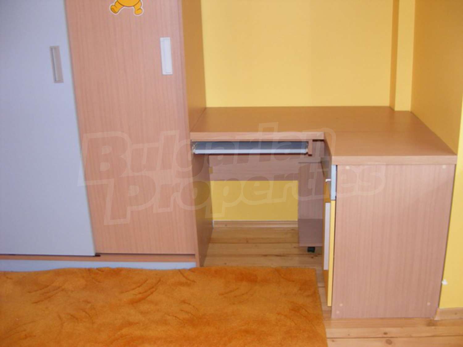 Gallery Picture 10