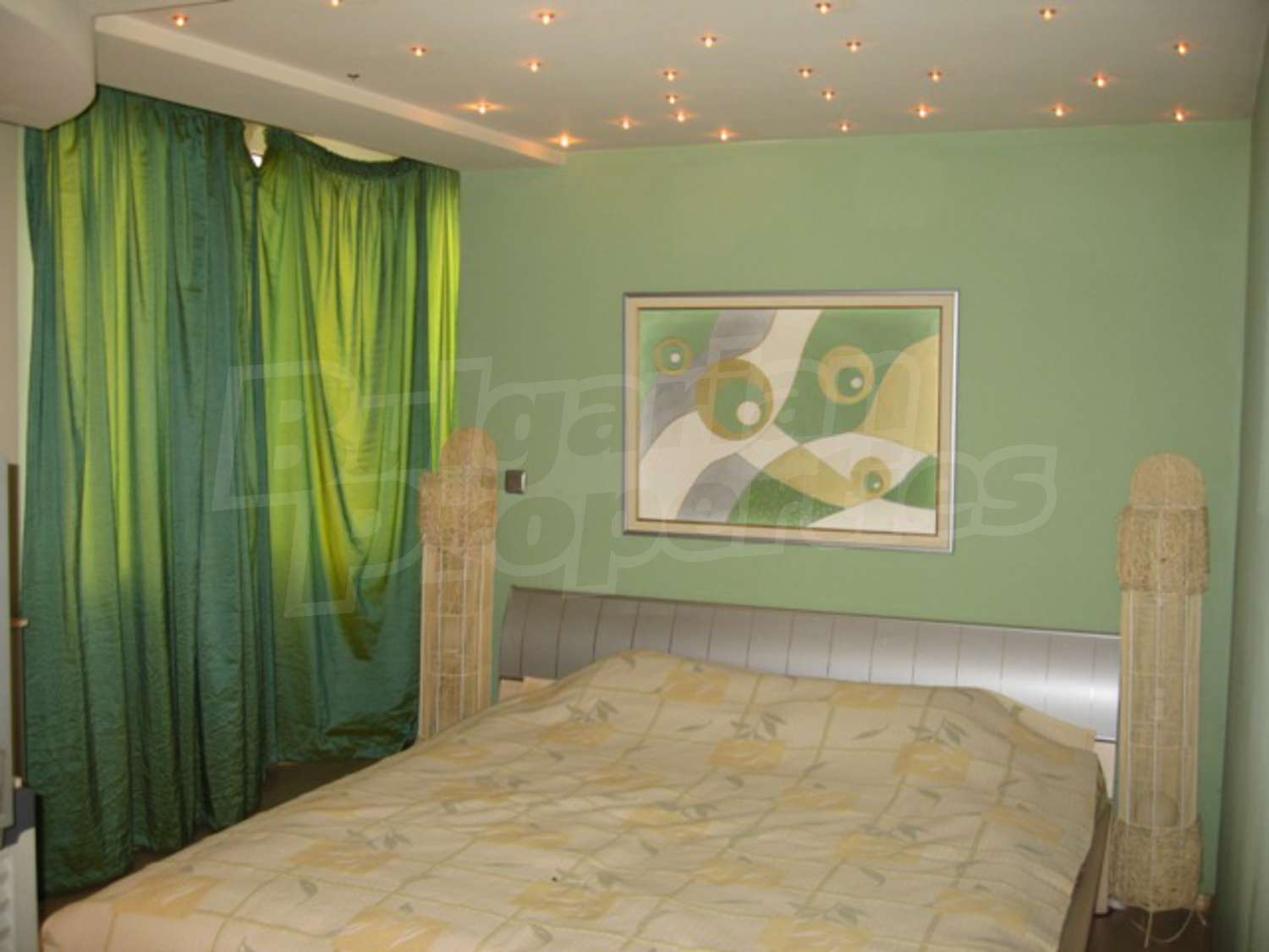 Gallery Picture 9