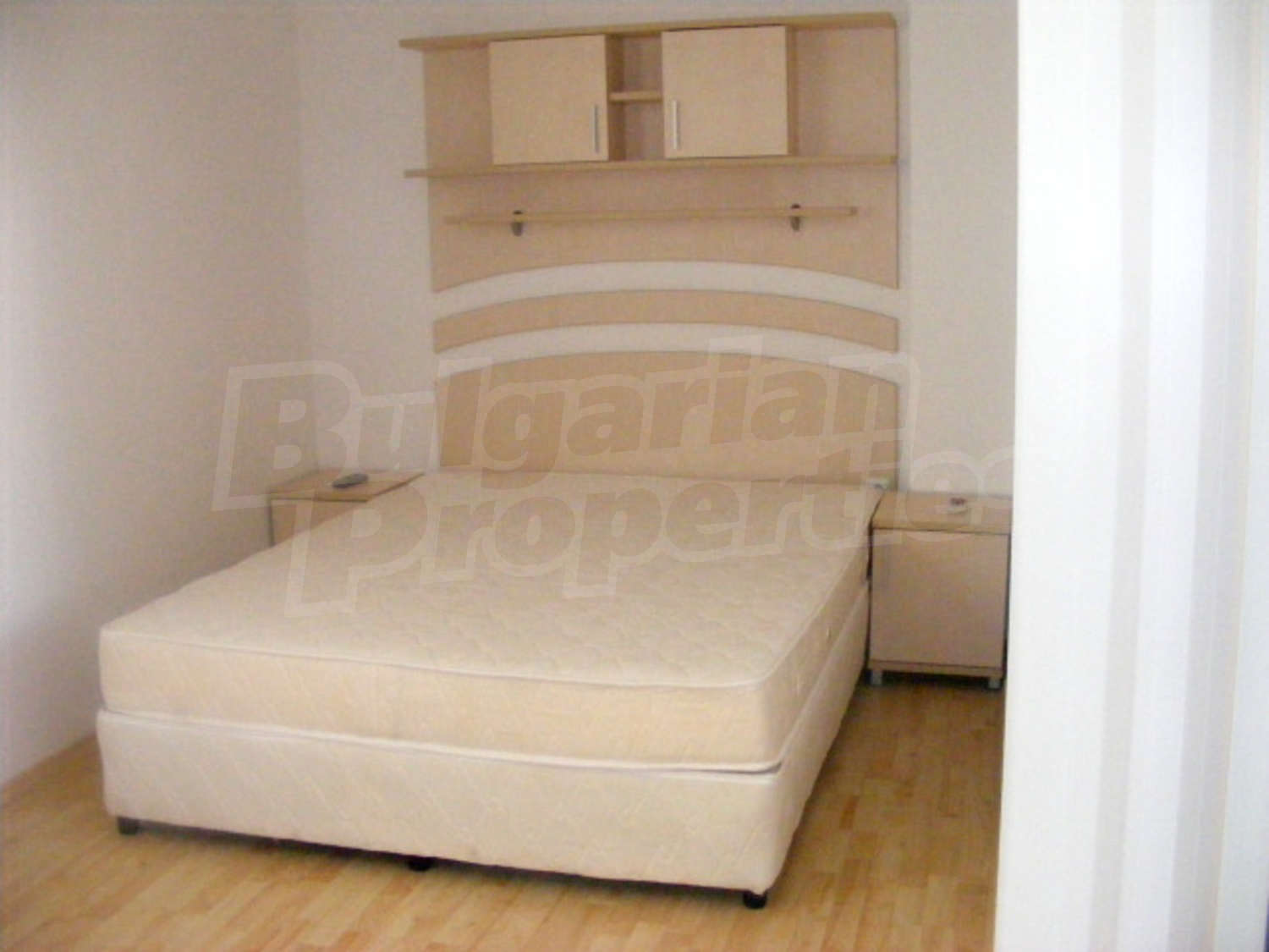 Gallery Picture 10