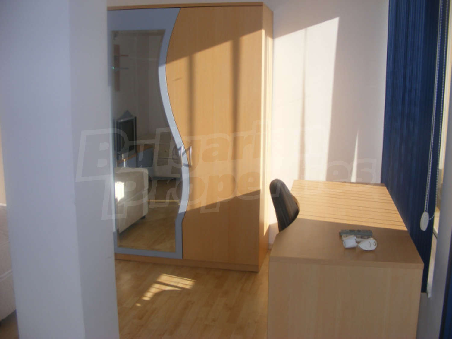 Gallery Picture 9