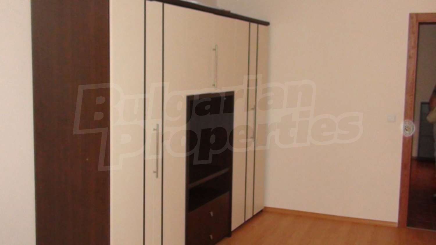 Gallery Picture 15