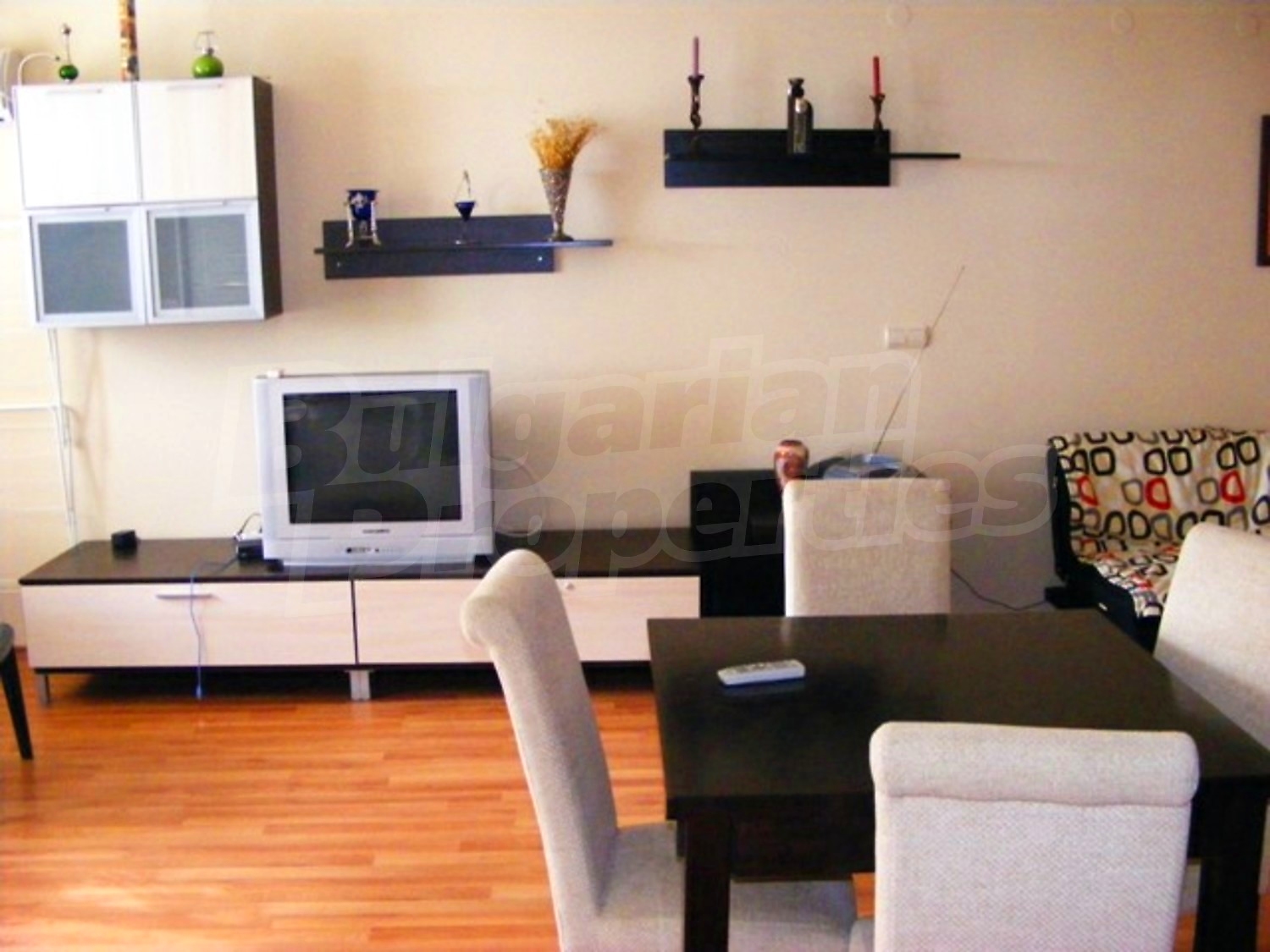 Gallery Picture 9