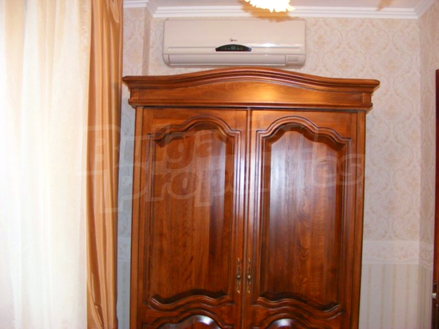 Gallery Picture 10