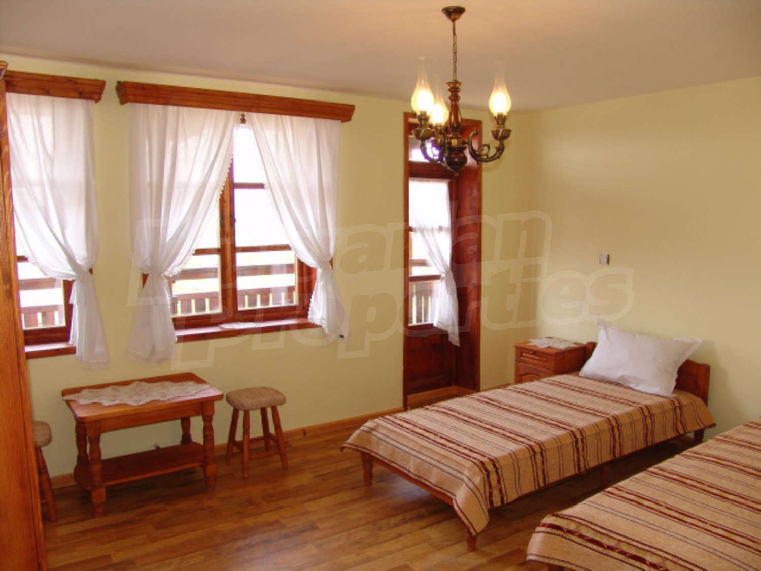 Gallery Picture 17