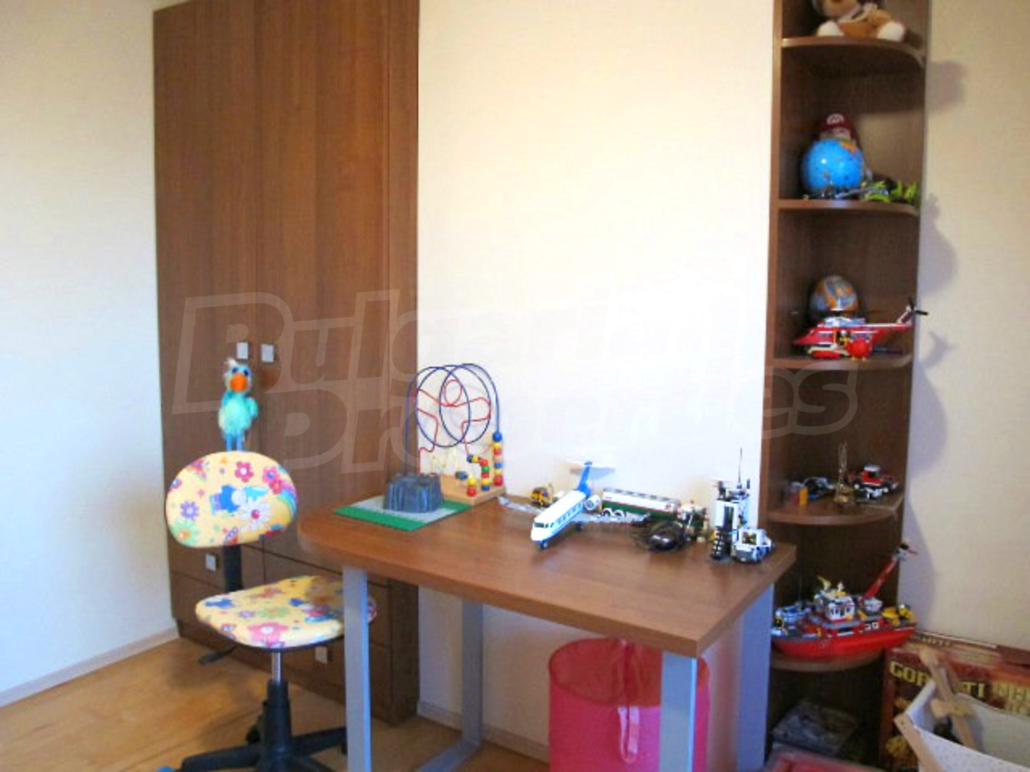 Gallery Picture 35