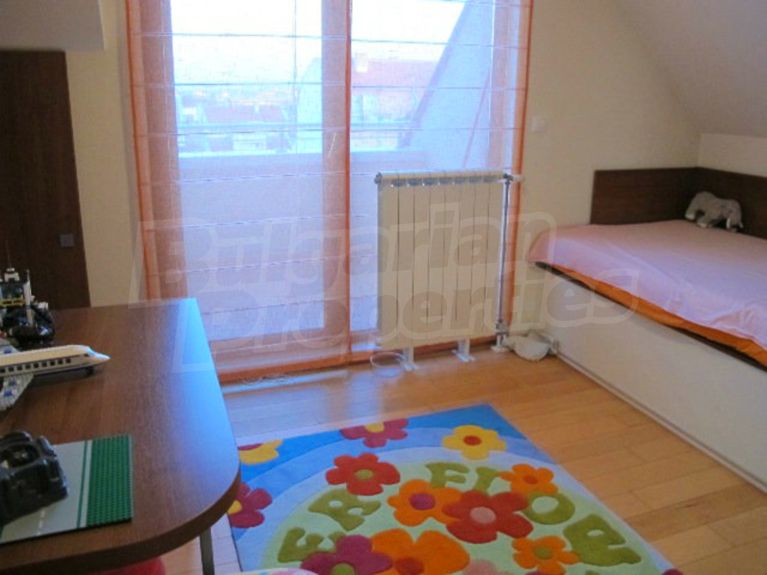 Gallery Picture 37