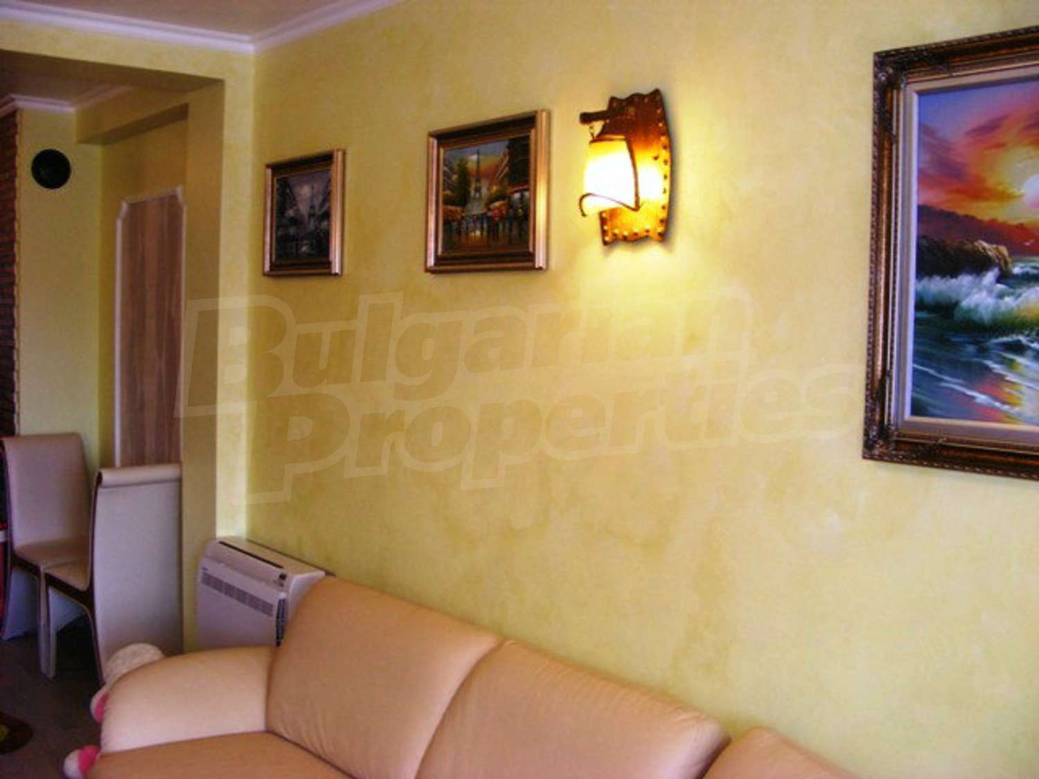 Gallery Picture 12