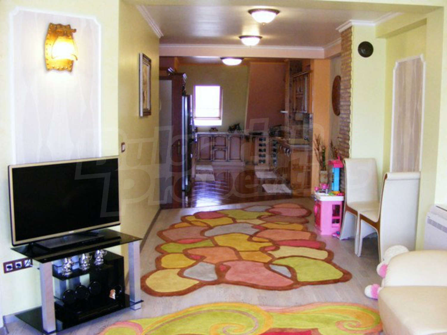Gallery Picture 13