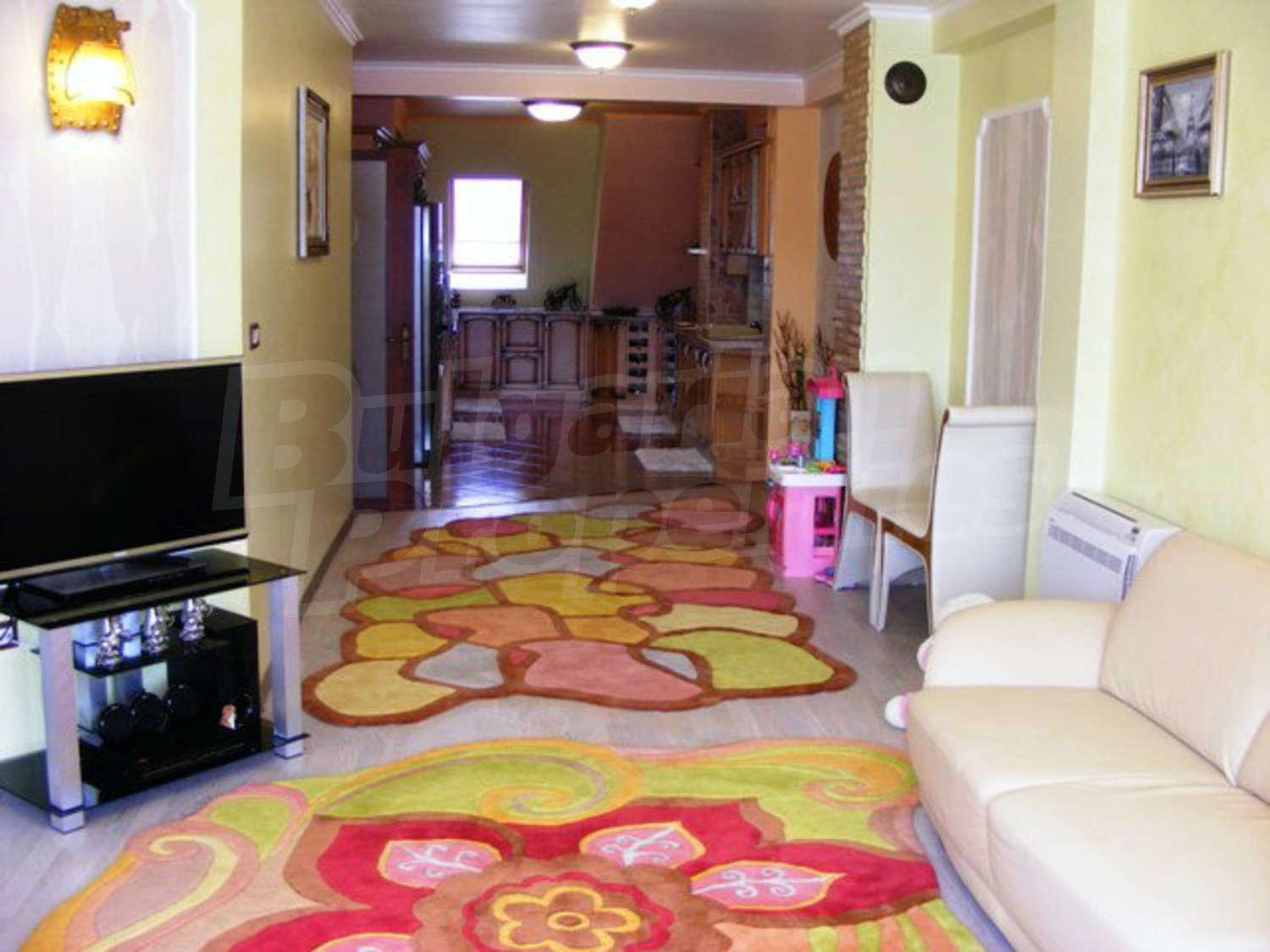 Gallery Picture 14