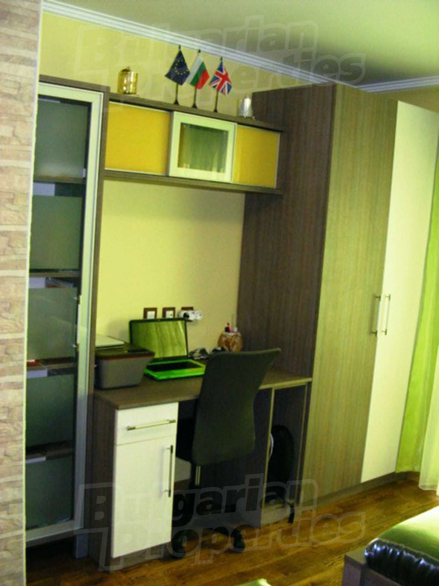 Gallery Picture 21