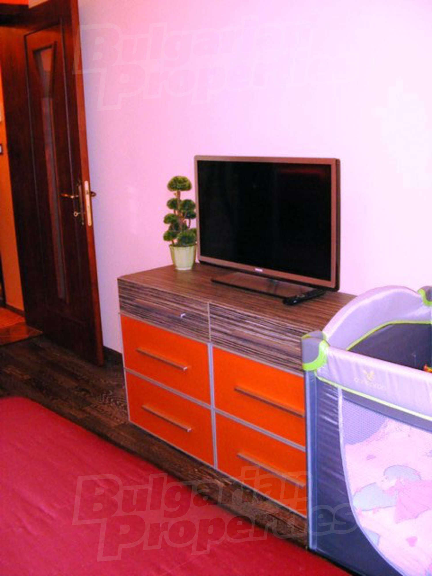 Gallery Picture 35