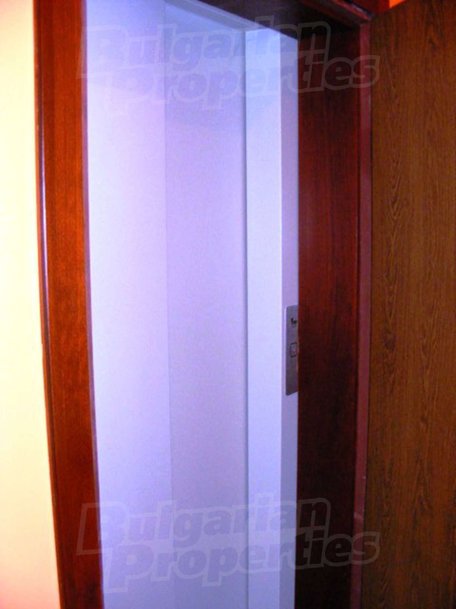 Gallery Picture 37