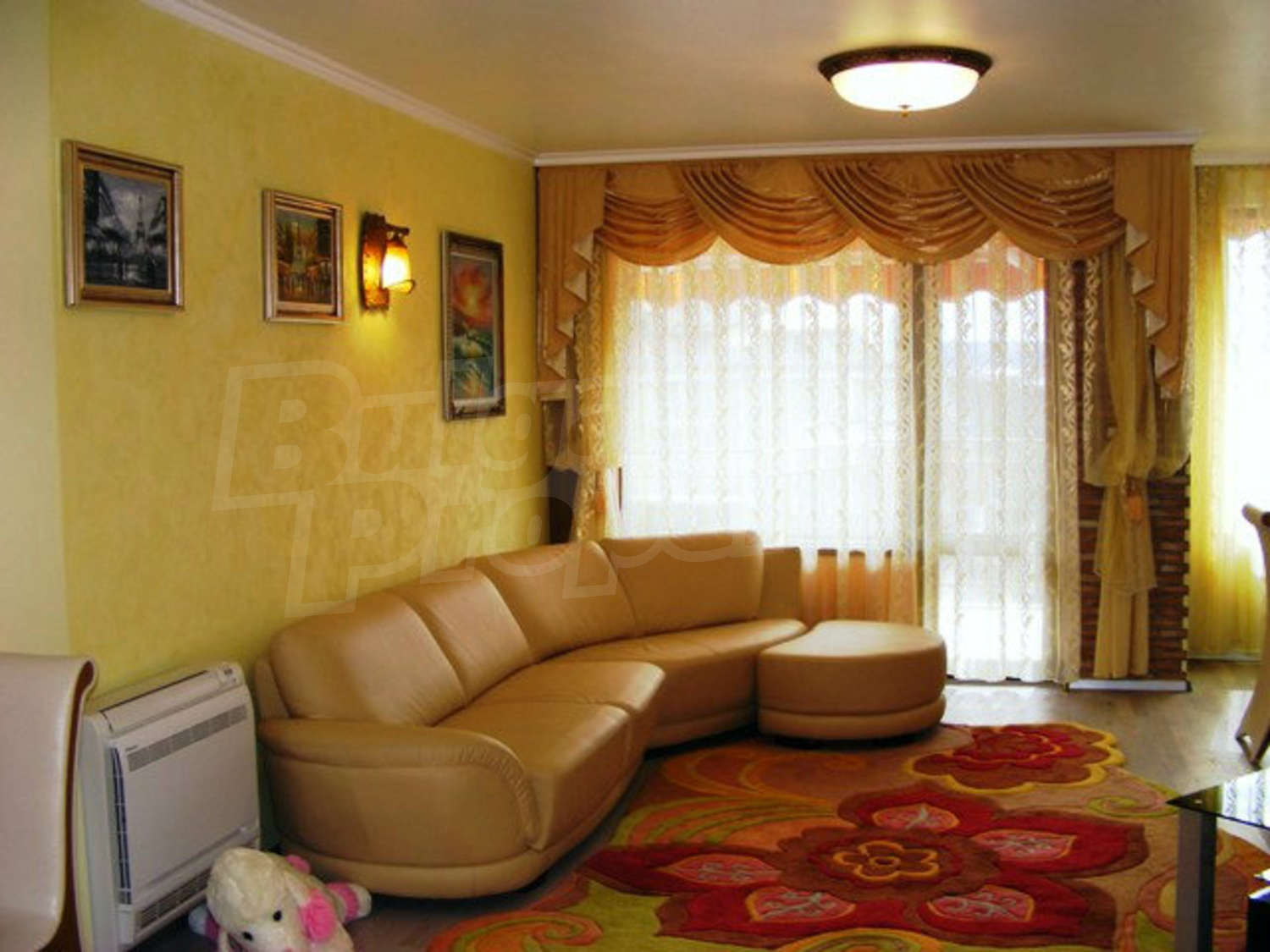 Gallery Picture 4