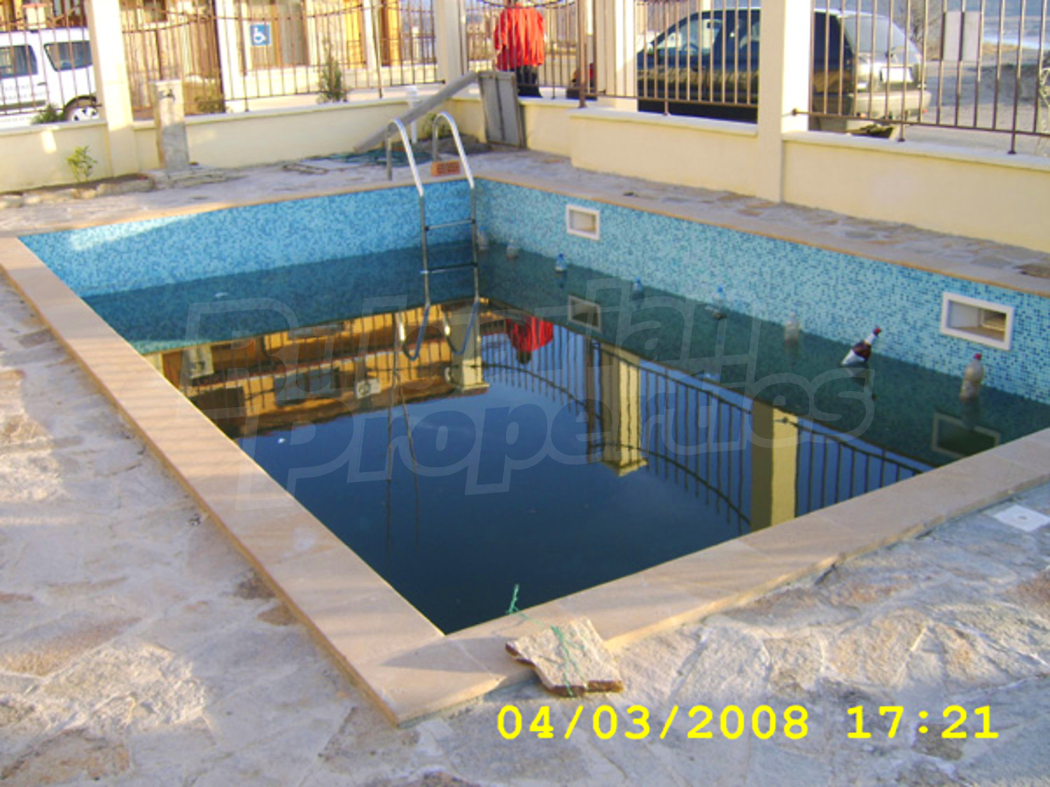 Gallery Picture 28
