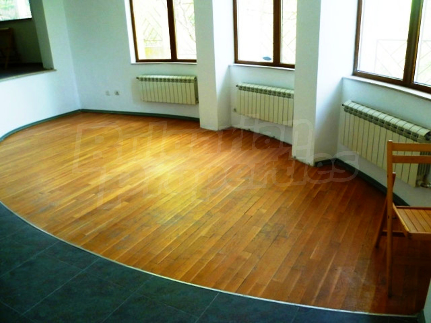 Gallery Picture 2