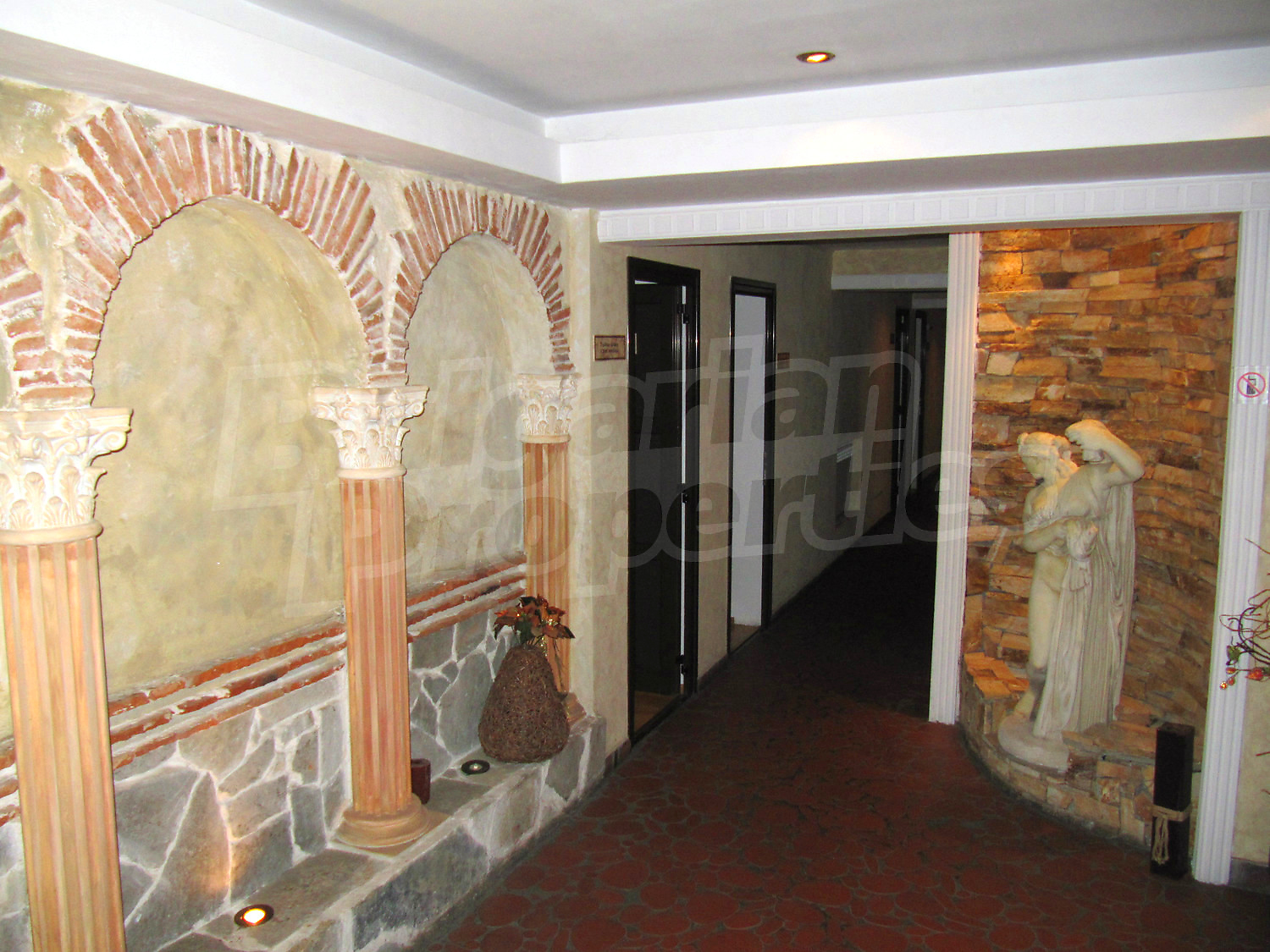 Gallery Picture 12