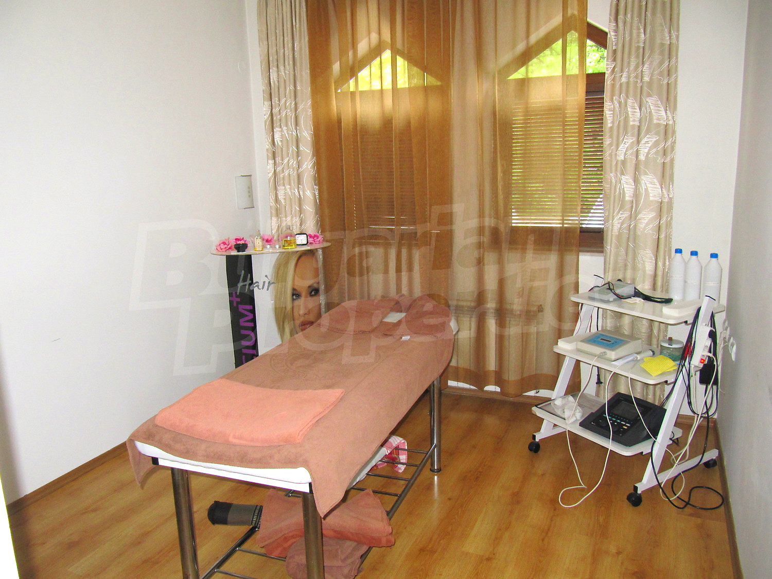 Gallery Picture 14