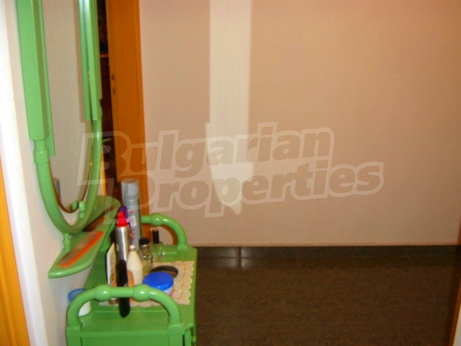 Gallery Picture 10