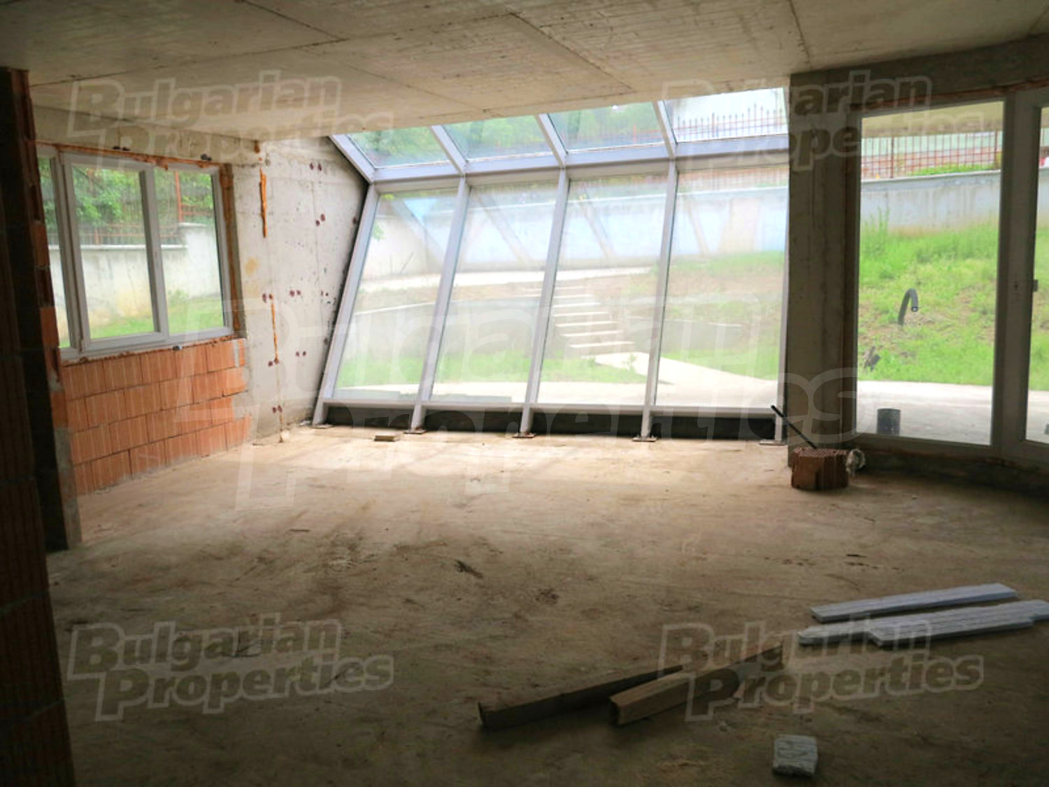 Gallery Picture 11