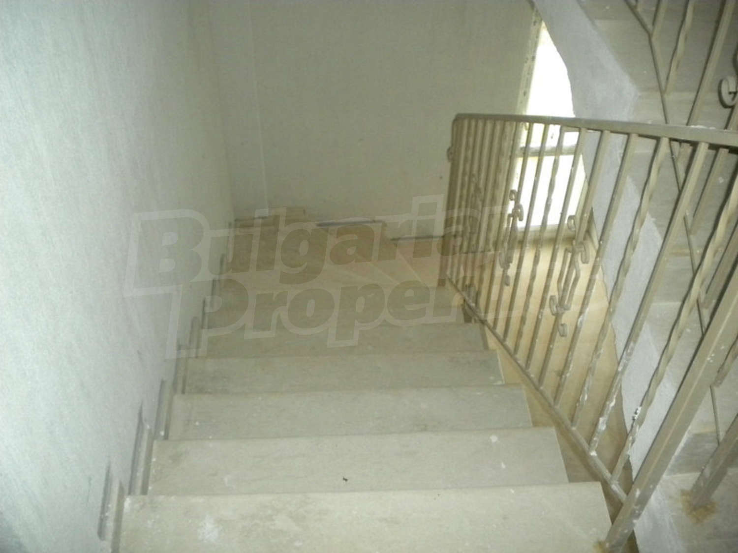 Gallery Picture 2
