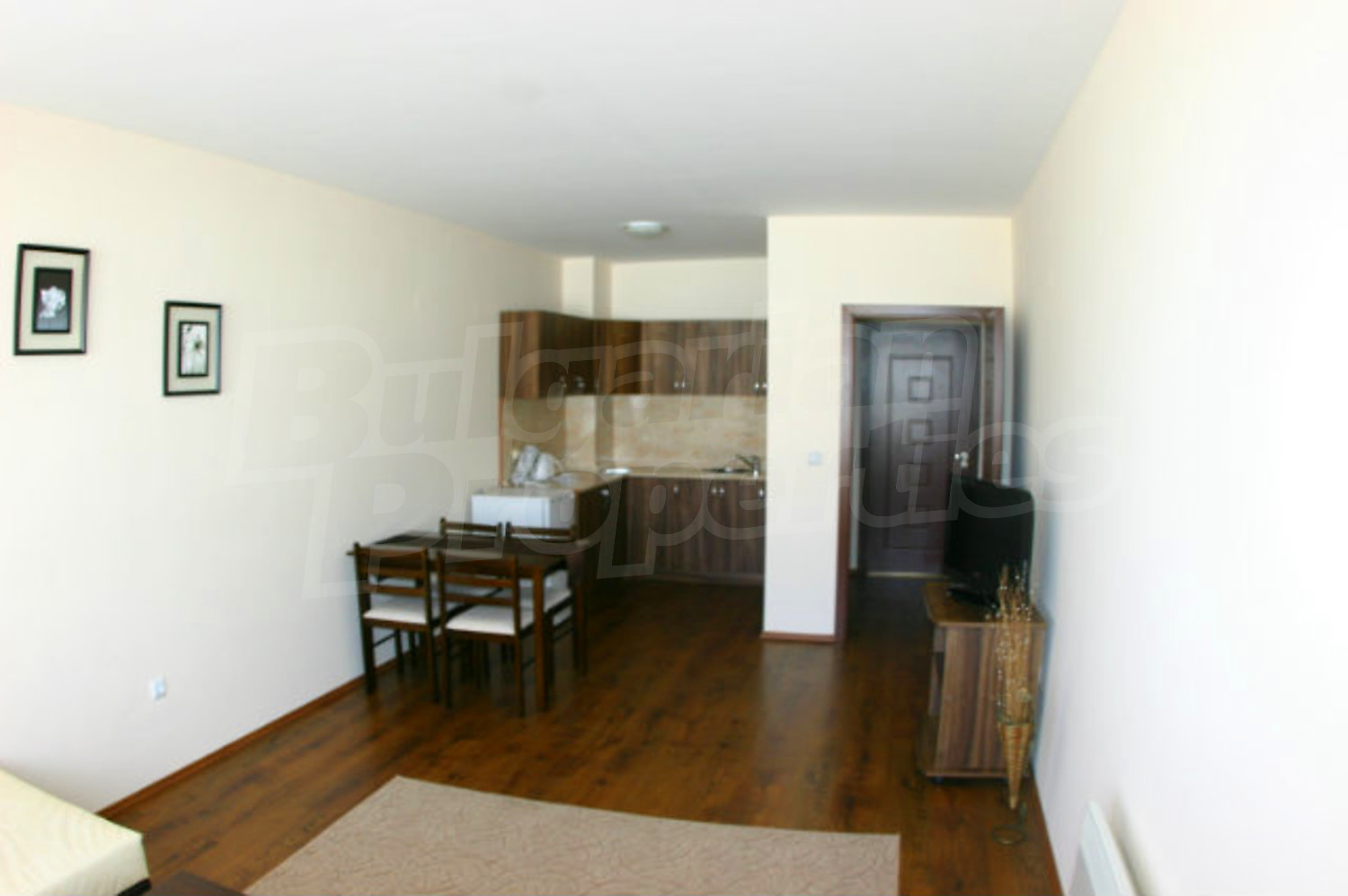 Gallery Picture 6