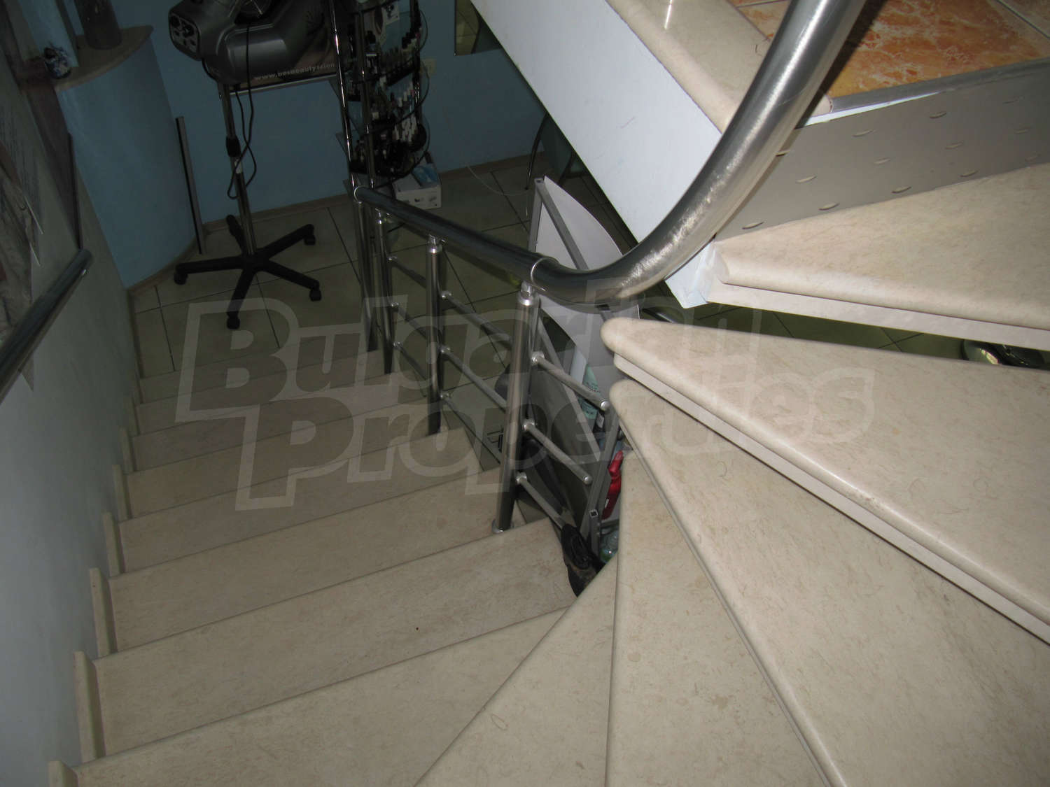 Gallery Picture 7