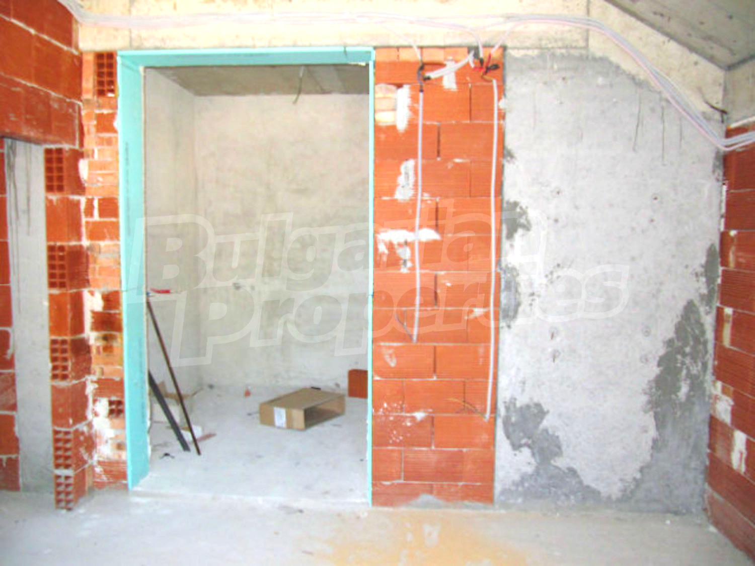 Gallery Picture 12
