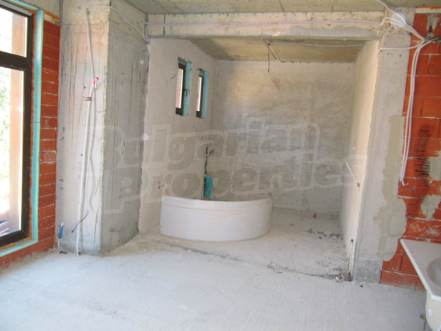 Gallery Picture 16