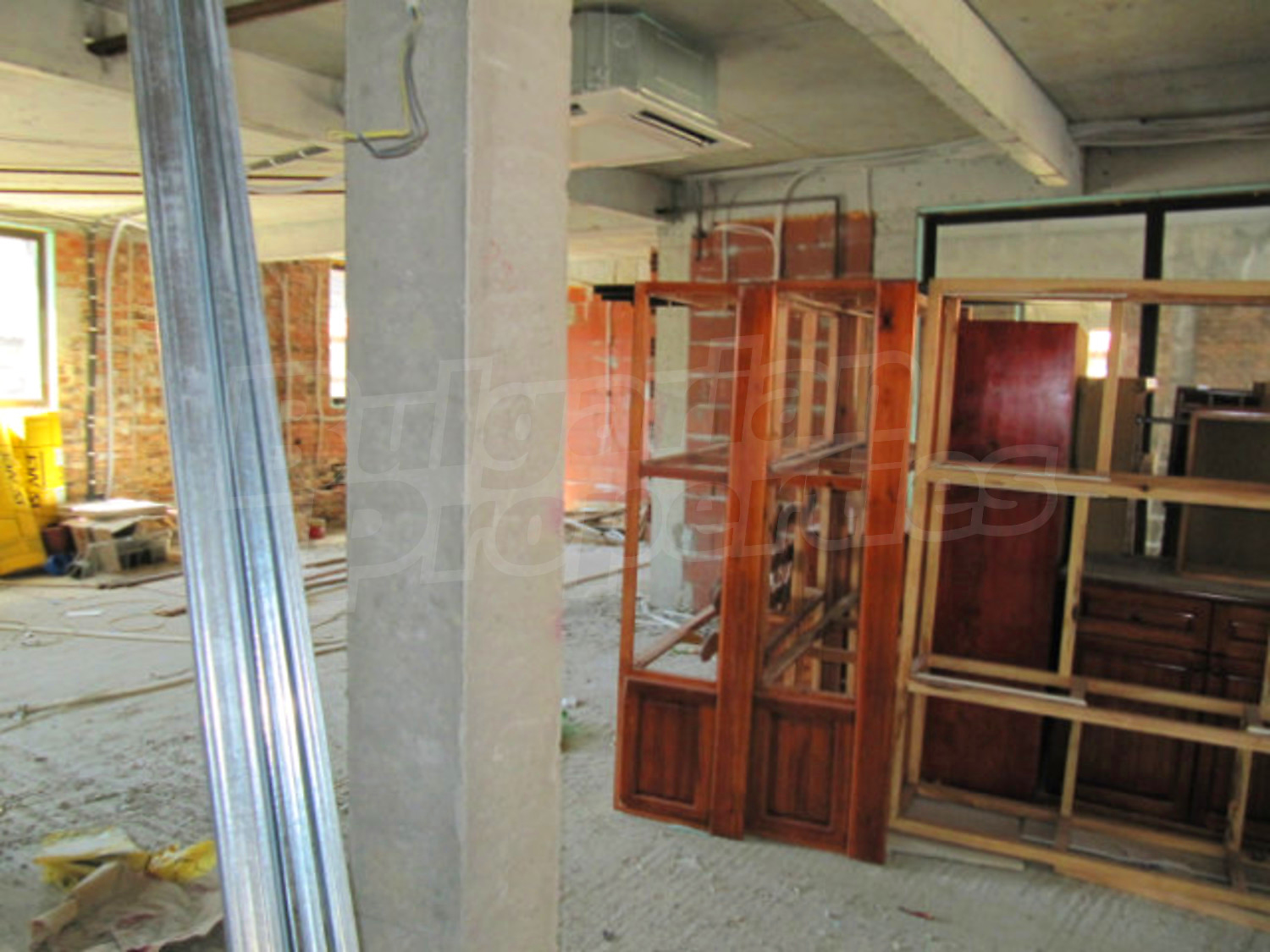 Gallery Picture 30