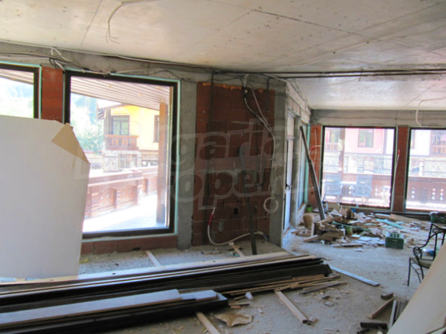 Gallery Picture 31