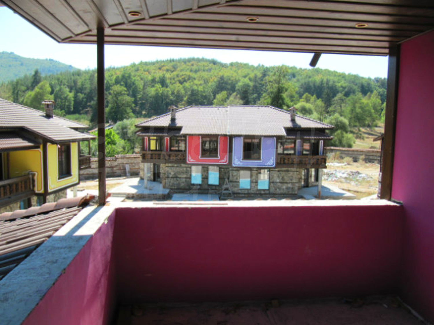 Gallery Picture 42