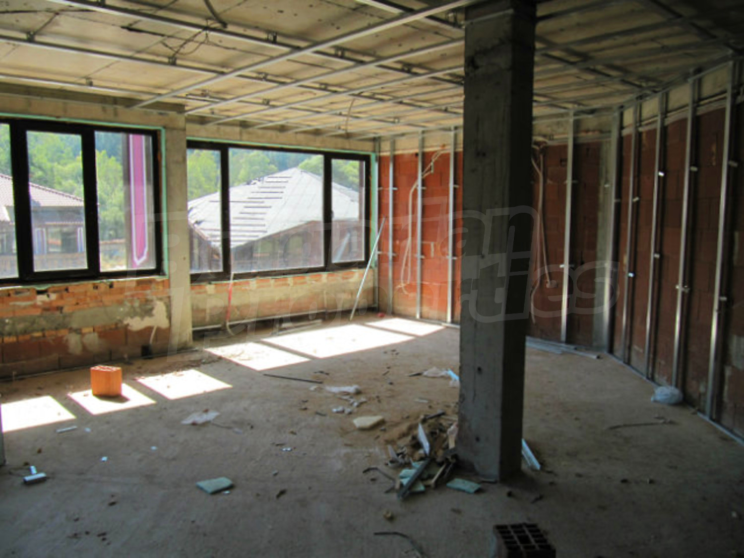 Gallery Picture 6
