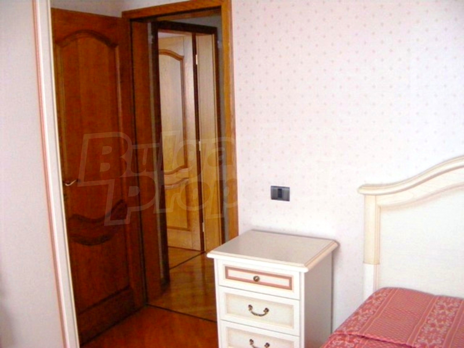 Gallery Picture 16