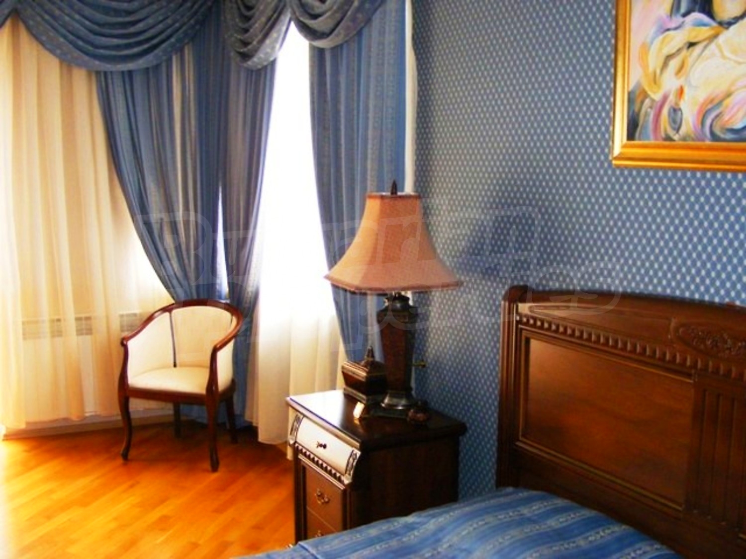 Gallery Picture 3