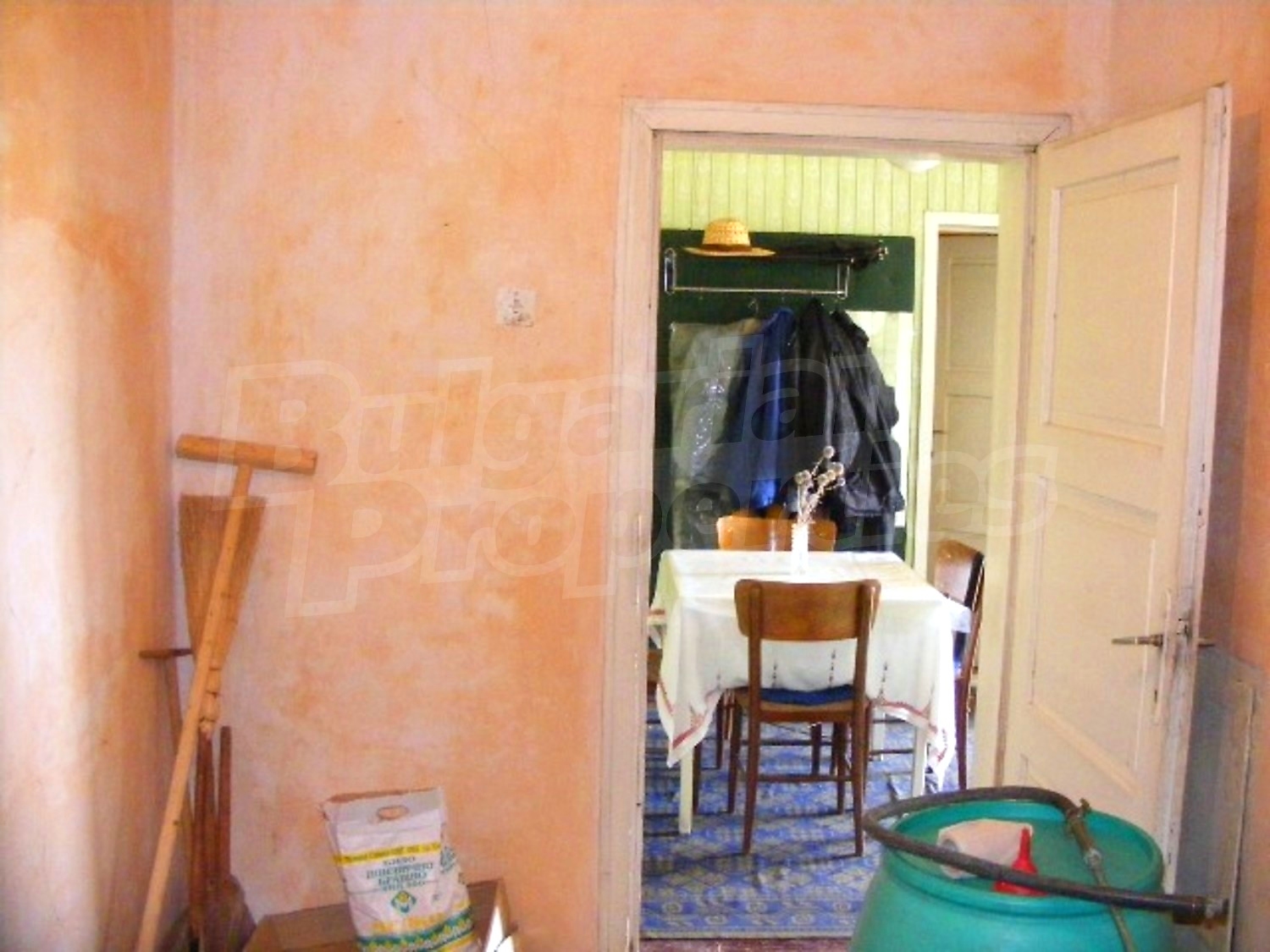 Gallery Picture 30