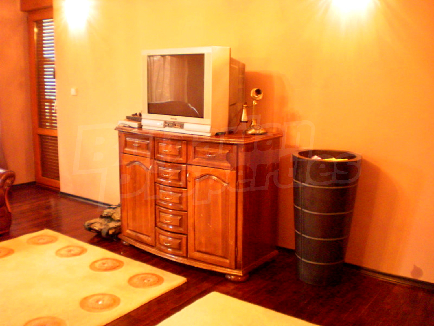 Gallery Picture 2