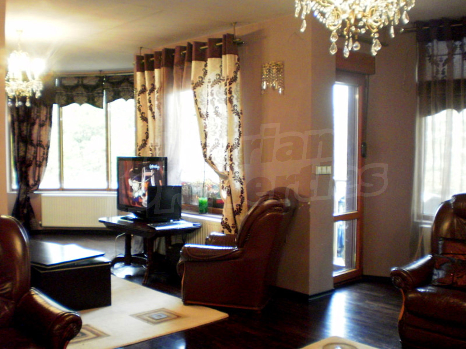 Gallery Picture 3