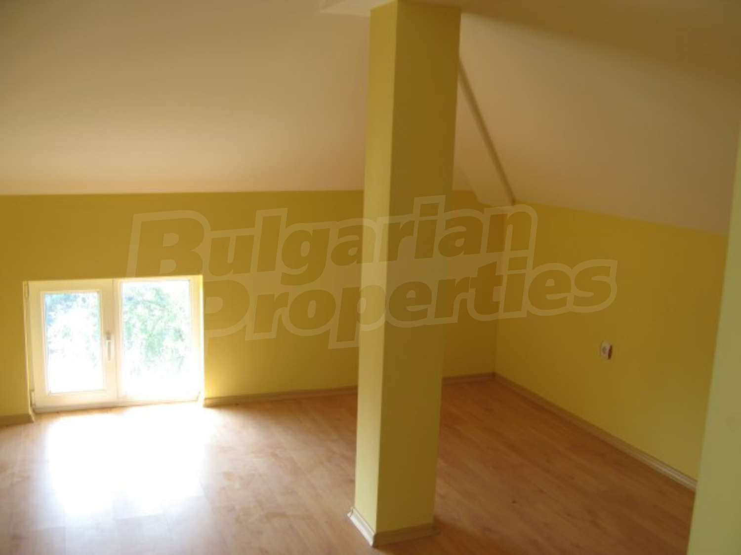 Gallery Picture 6