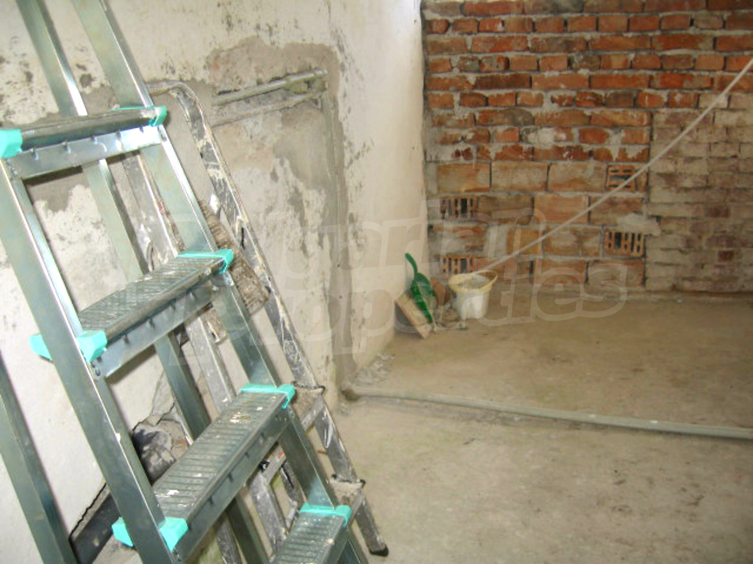 Gallery Picture 27