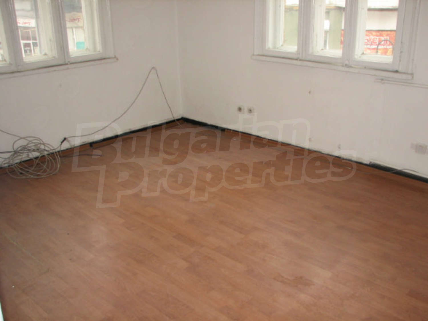 Gallery Picture 13