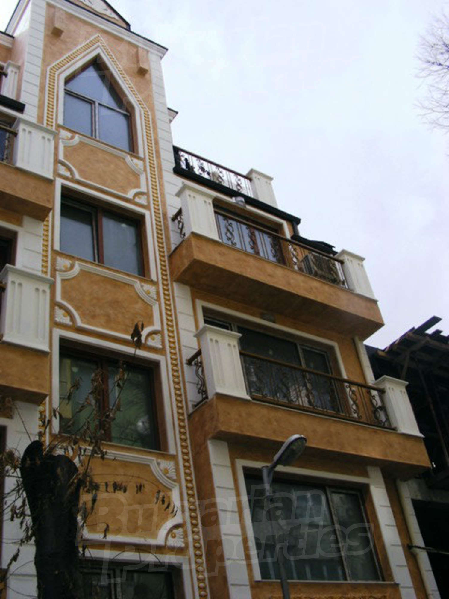 Gallery Picture 3