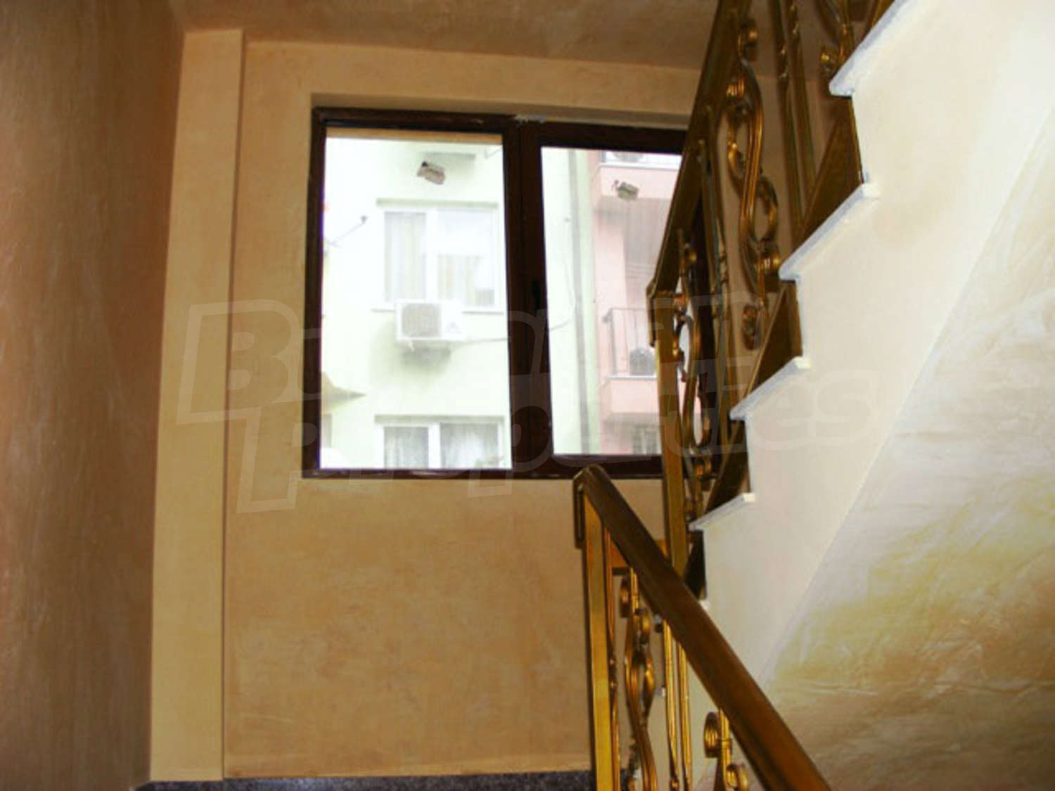 Gallery Picture 8