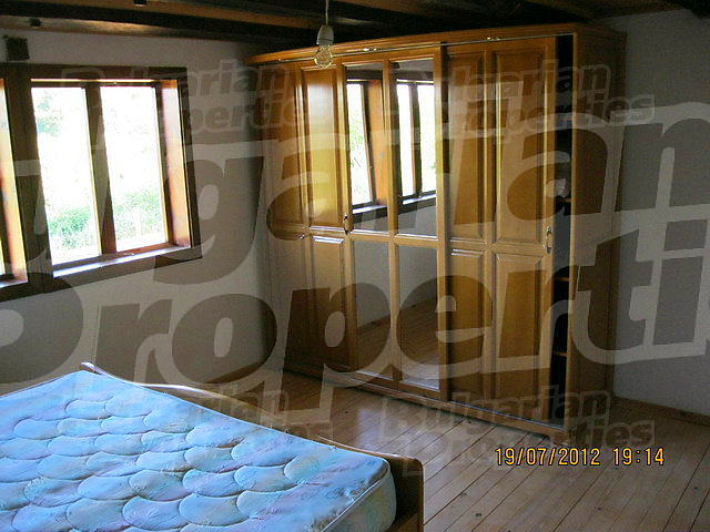 Gallery Picture 12